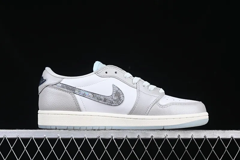 All Categories Air Jordan Jordan Series Basketball Shoes Air Jordan 1 Low Air Jordan 1 Low OG "CNY" AJ1 Joe 1 Year of the Snake Limited Silver Snake Low-top Retro Basketball Shoes HF3144-100
